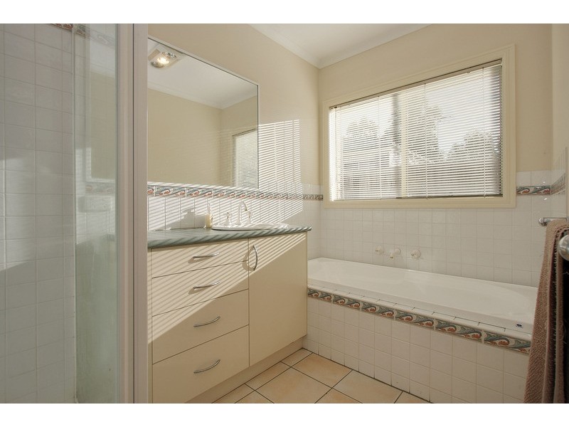 12 Lakeview Drive, Lilydale VIC 3140