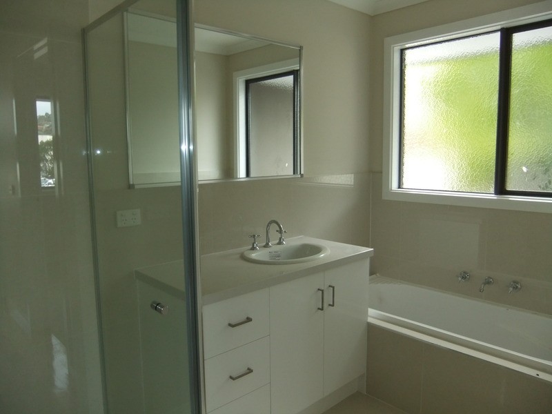 1/7 El Centro, Chirnside Park VIC 3116