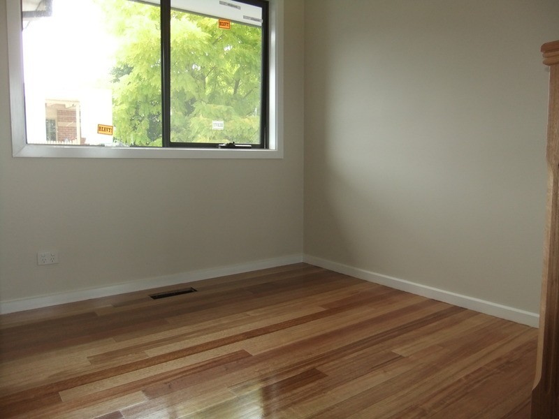 2/7 El Centro, Chirnside Park VIC 3116