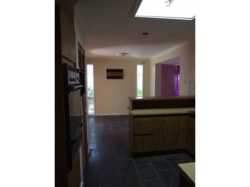 5 Kimberley Drive, Chirnside Park VIC 3116