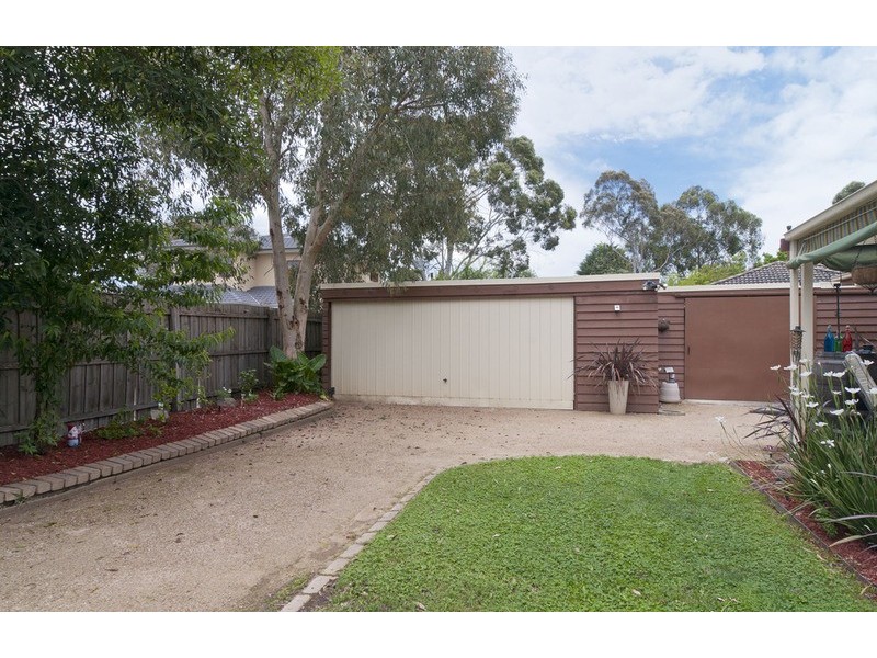 1 Malcolm Court, Croydon North VIC 3136
