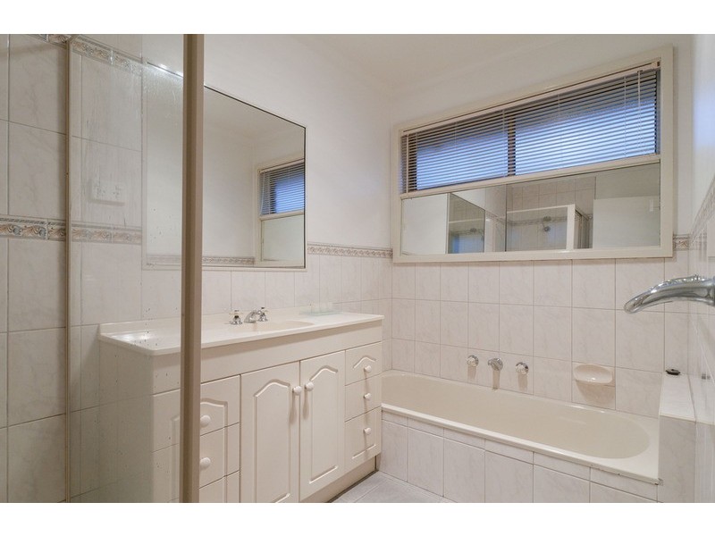 58 Ross Pincott Drive, Mooroolbark VIC 3138