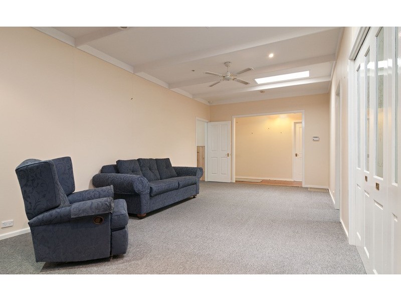 15 Hill Road, Montrose VIC 3765