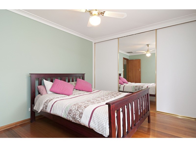 3 Henty Court, Croydon VIC 3136