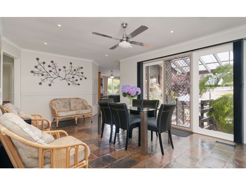 8 Drysdale Place, Mooroolbark VIC 3138