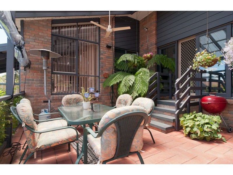 8 Drysdale Place, Mooroolbark VIC 3138