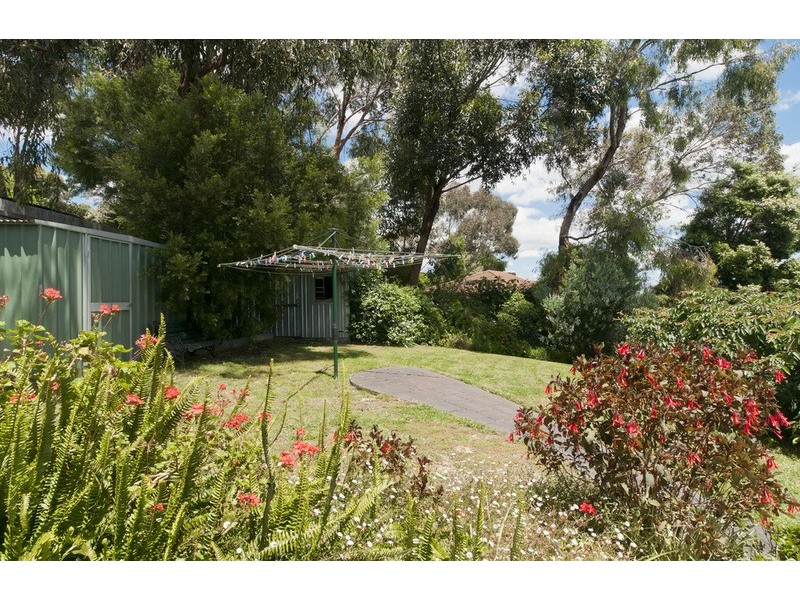 8 Drysdale Place, Mooroolbark VIC 3138