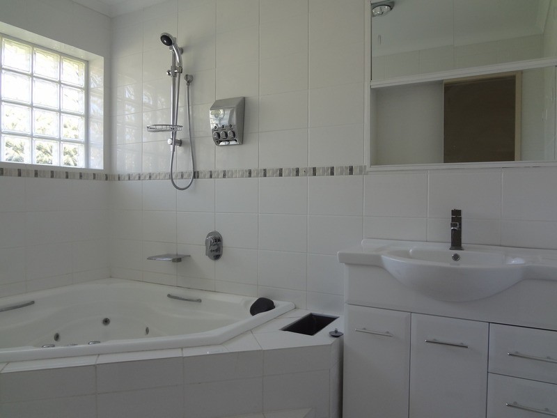23 Meadowlark Lane, Mooroolbark VIC 3138