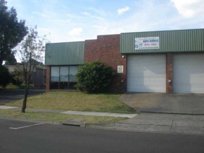 1/2 London Drive, Bayswater VIC 3153