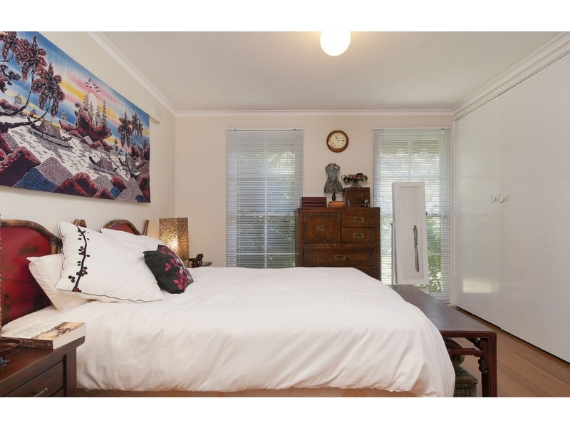 8 Pembroke Road, Mooroolbark VIC 3138