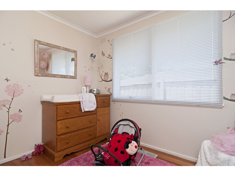 8 Pembroke Road, Mooroolbark VIC 3138