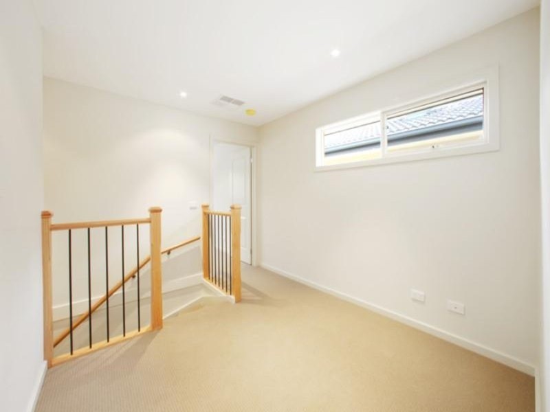 4/303 Maroondah Highway, Croydon VIC 3136