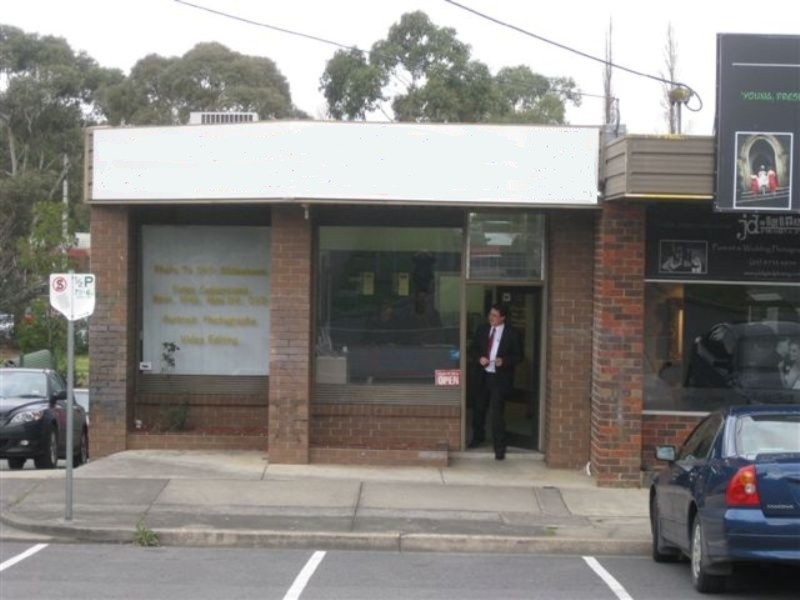 24 Winyard Drive, Mooroolbark VIC 3138