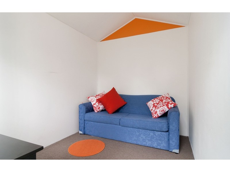 1/22 Broughton Avenue, Croydon VIC 3136