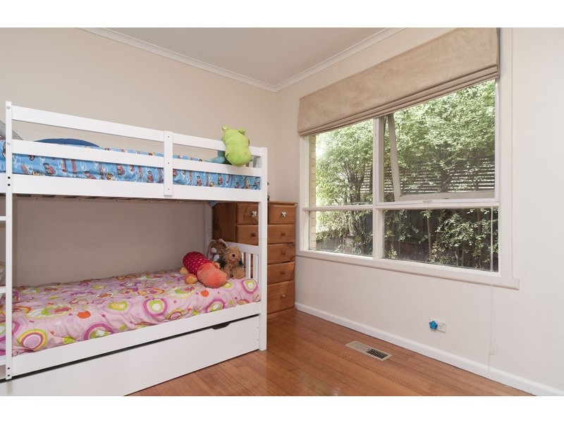 1/22 Broughton Avenue, Croydon VIC 3136