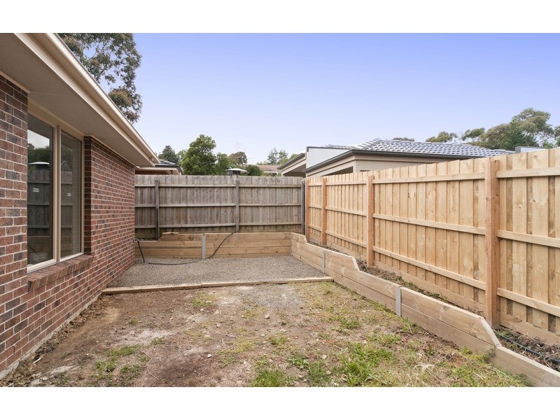 2/51 Mount View Parade, Croydon VIC 3136