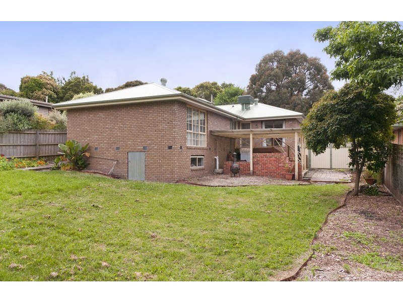43 Meadowlark Lane, Mooroolbark VIC 3138