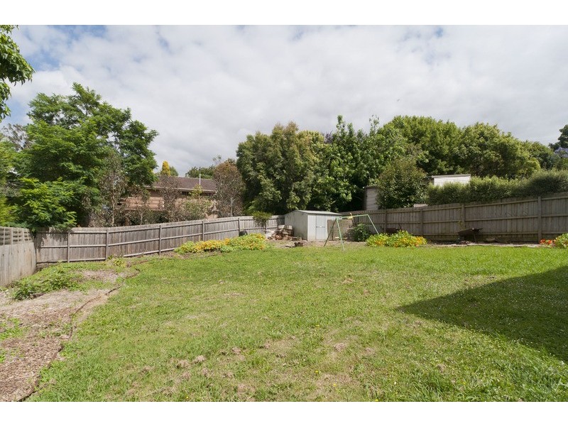 43 Meadowlark Lane, Mooroolbark VIC 3138