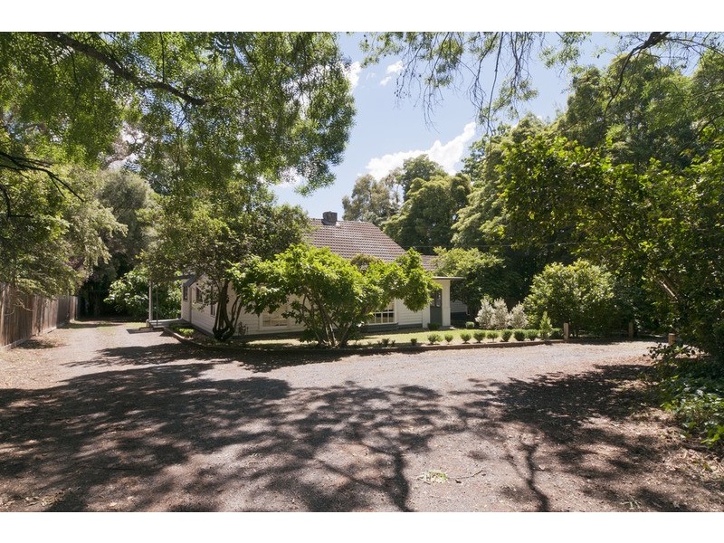 9-11 Montrose Road, Montrose VIC 3765