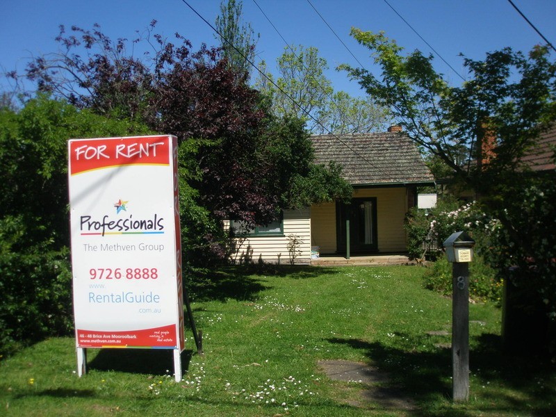 8 Zealandia  Road, Croydon VIC 3136