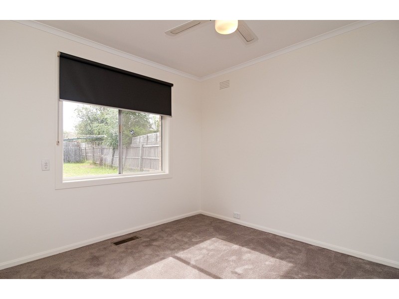 18 Blackburn Road, Mooroolbark VIC 3138