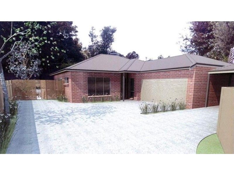 18a Blackburn Road, Mooroolbark VIC 3138