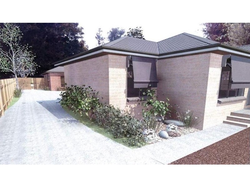 18a Blackburn Road, Mooroolbark VIC 3138