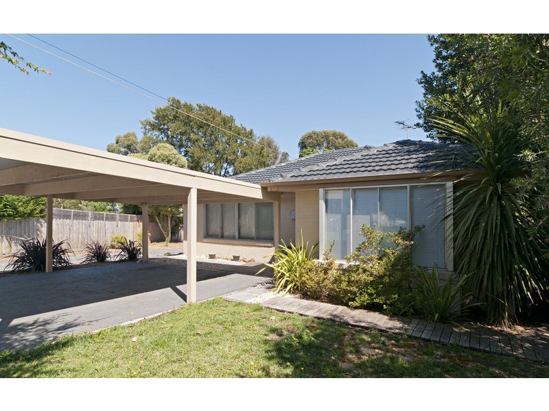 1/17 Wimbledon Court, Mooroolbark VIC 3138