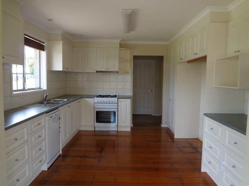 7 Jillian Street, Mooroolbark VIC 3138