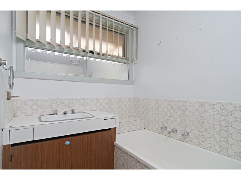 6 Landstrom Crescent, Kilsyth VIC 3137