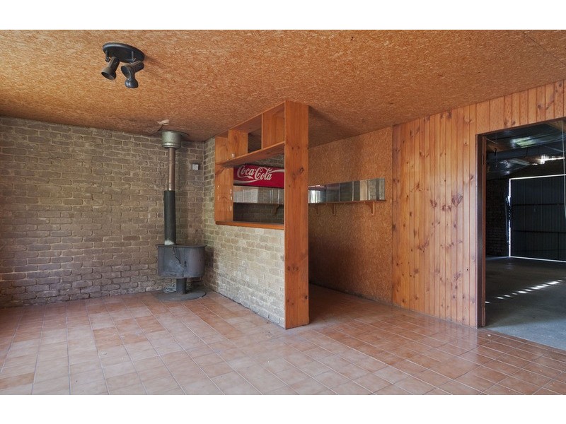 6 Landstrom Crescent, Kilsyth VIC 3137