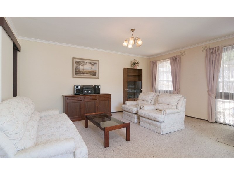 5 David Drive, Mooroolbark VIC 3138