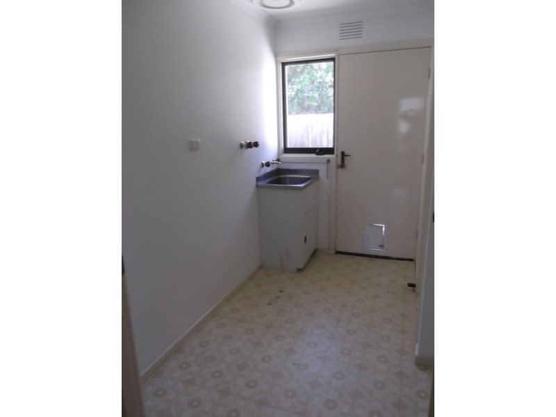 2/47  Newman Road, Mooroolbark VIC 3138