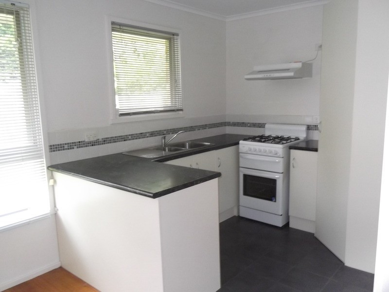 6 Dennis  Court, Mooroolbark VIC 3138