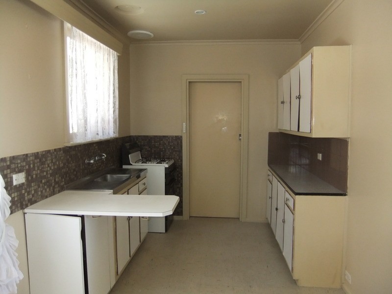 103 New  Street, Ringwood VIC 3134