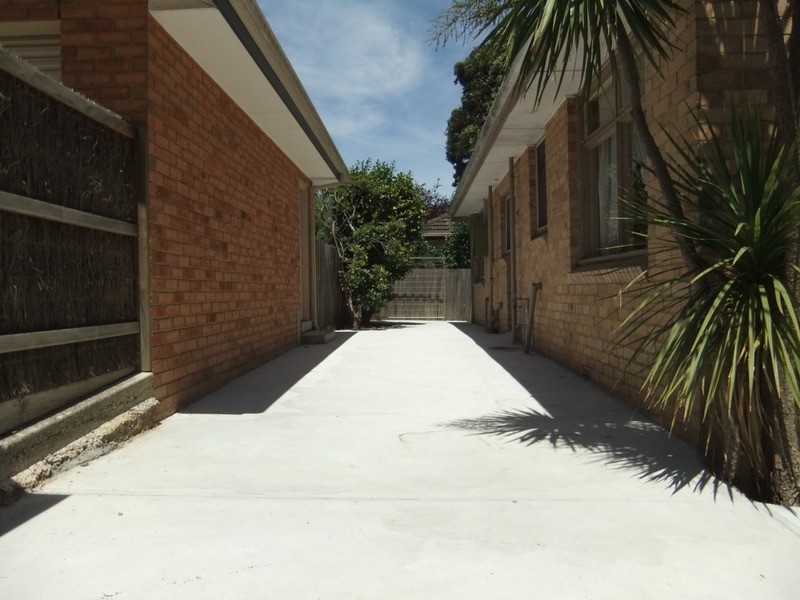 103 New  Street, Ringwood VIC 3134