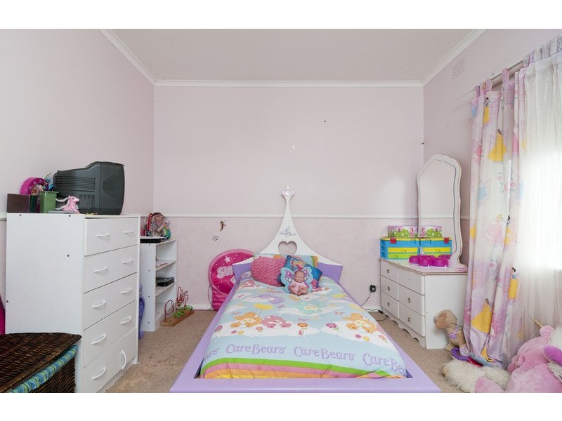 17 Hansen Road, Kilsyth VIC 3137