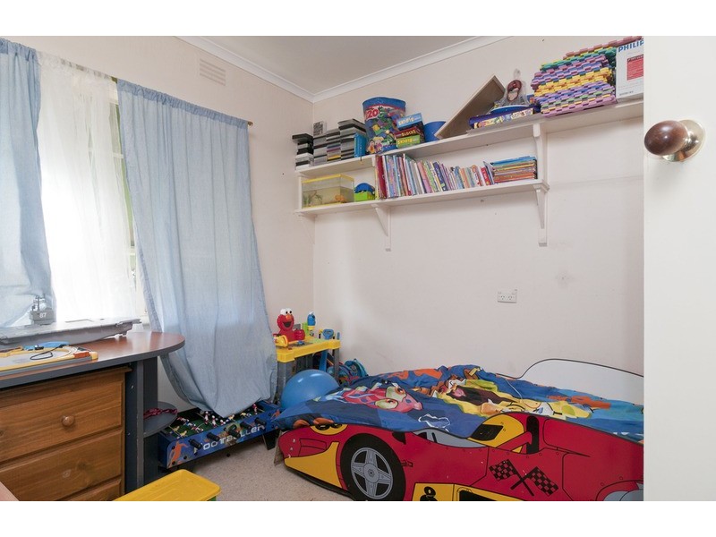 17 Hansen Road, Kilsyth VIC 3137