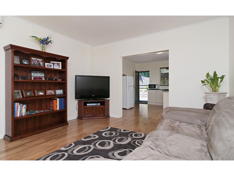 2/62 Surrey Road East, Croydon VIC 3136