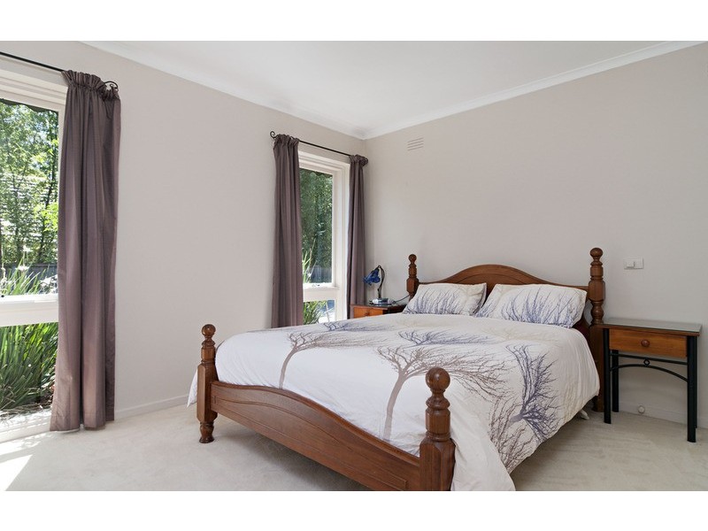 2/62 Surrey Road East, Croydon VIC 3136