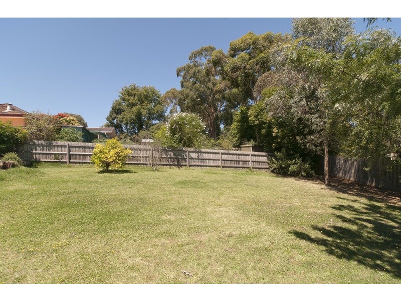59 Longfellow Avenue, Mooroolbark VIC 3138