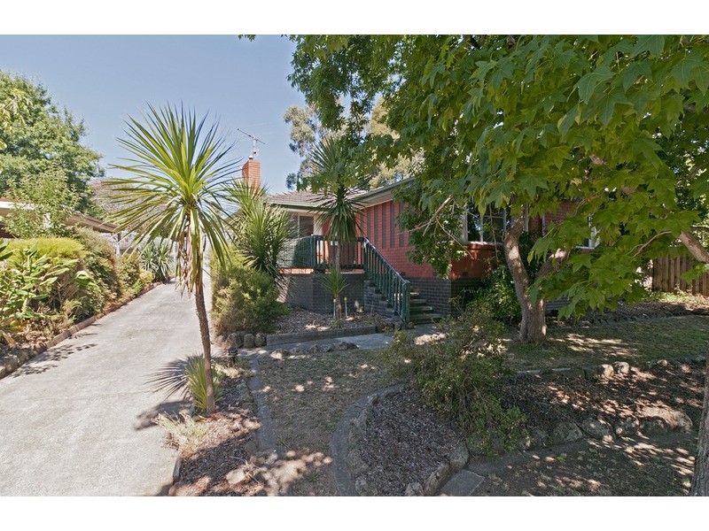 24 Monomeith Street, Mooroolbark VIC 3138
