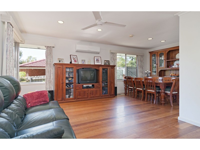 24 Monomeith Street, Mooroolbark VIC 3138