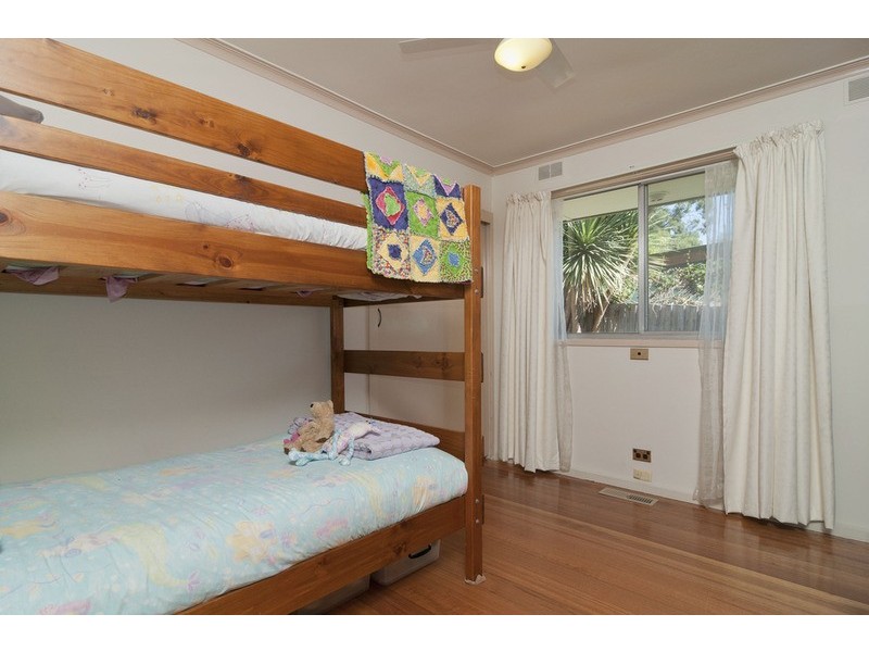 24 Monomeith Street, Mooroolbark VIC 3138