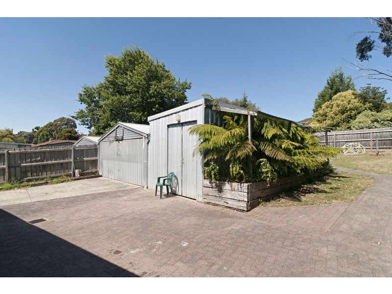 24 Monomeith Street, Mooroolbark VIC 3138