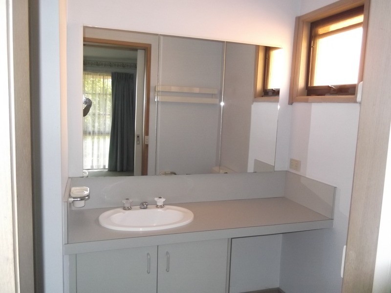 23 Blaxland Court, Mooroolbark VIC 3138