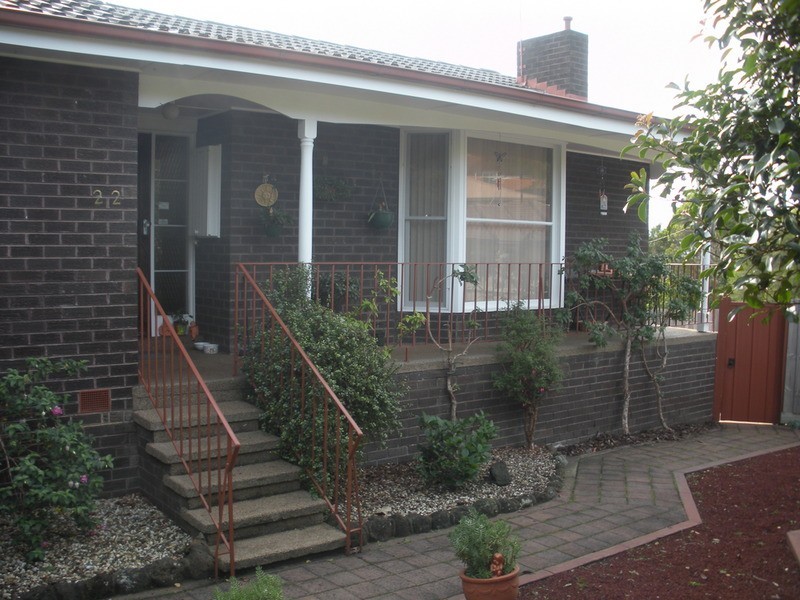 22 Parkvalley Drive, Chirnside Park VIC 3116