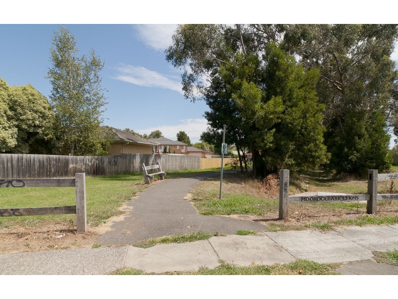 4 St James Park Rise, Mooroolbark VIC 3138