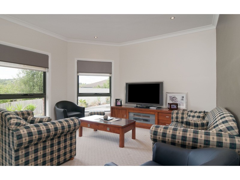 19a Black springs Road, Chirnside Park VIC 3116