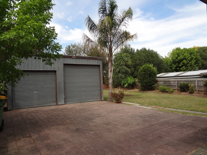 130 Lomond Avenue, Kilsyth VIC 3137